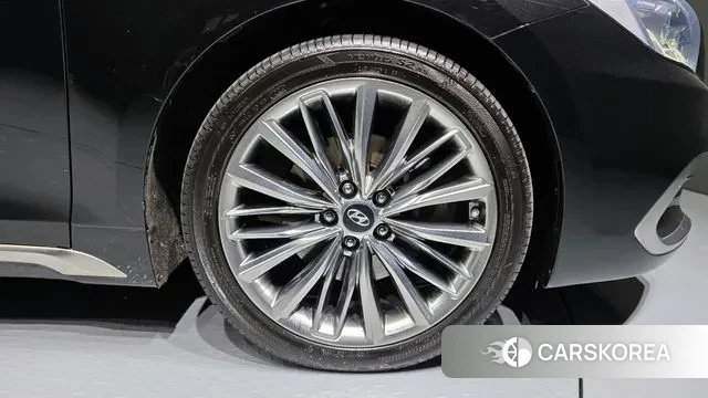 Hyundai Grandeur IG id 3330600 из Кореи 15