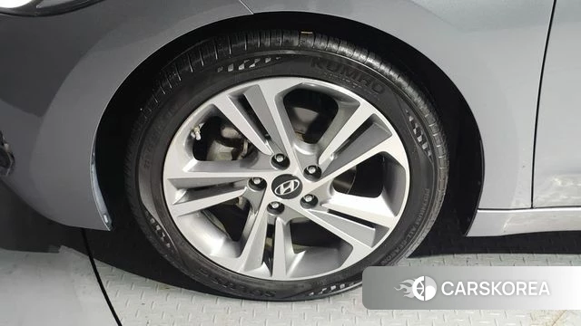 Hyundai Avante AD id 3894090 из Кореи 15