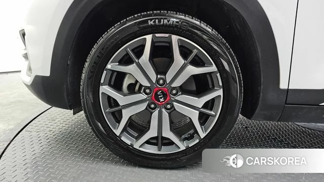 Kia Seltos id 4409878 из Кореи 27