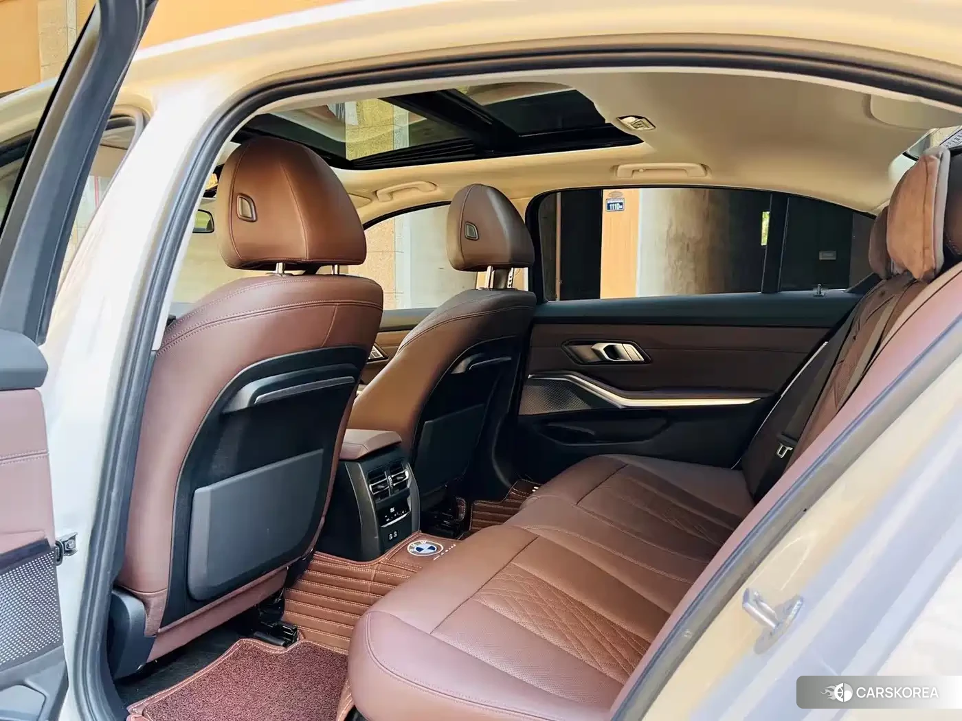 BMW 3 series 2022 Белый из Китая, фото 5