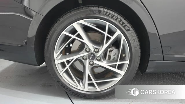 Genesis G90 (RS4) id 4308970 из Кореи 15
