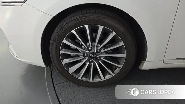 Kia Come New K7 id 3444908 из Кореи 15