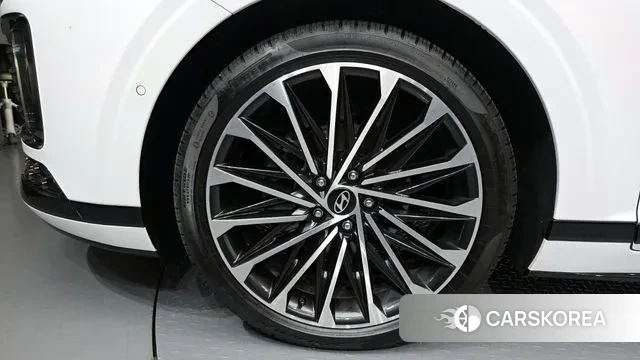 Hyundai Grandeur Hybrid (GN7) id 2884179 из Кореи 15