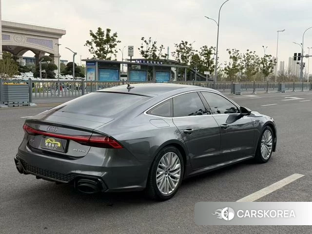 Audi A7 2021 Темно-серый из Китая, фото 5