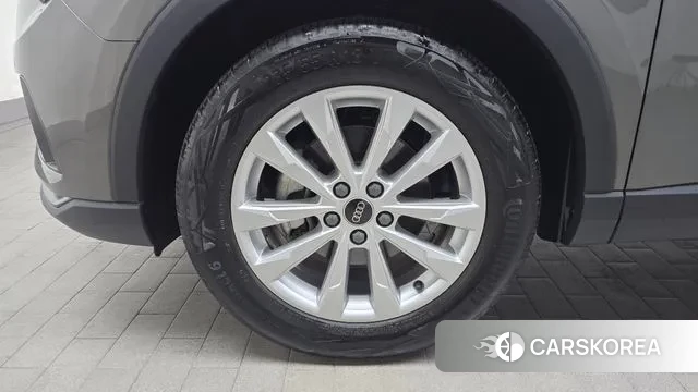 Audi Q3 (F3) id 3664460 из Кореи 15