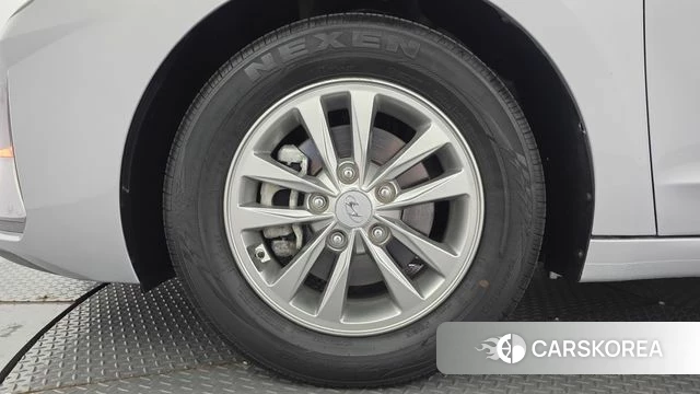 Hyundai The New Avante AD id 4703125 из Кореи 29