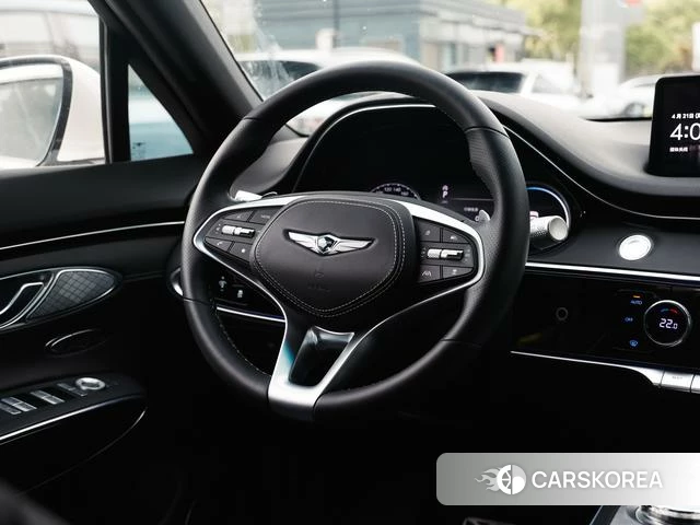 Genisys GV70 2024 Белый из Китая, фото 6