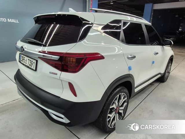 Kia Seltos id 4366381 из Кореи 14