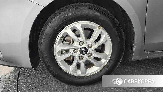 Kia Come New K3 id 4563272 из Кореи 26