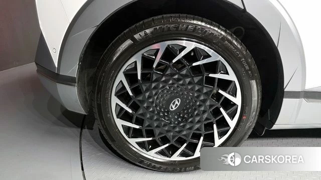 Hyundai Ionic 5 id 3915458 из Кореи 15