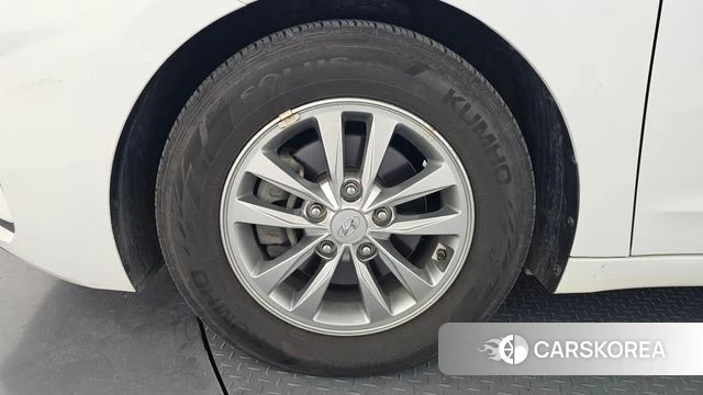 Hyundai The New Avante AD id 3905143 из Кореи 15