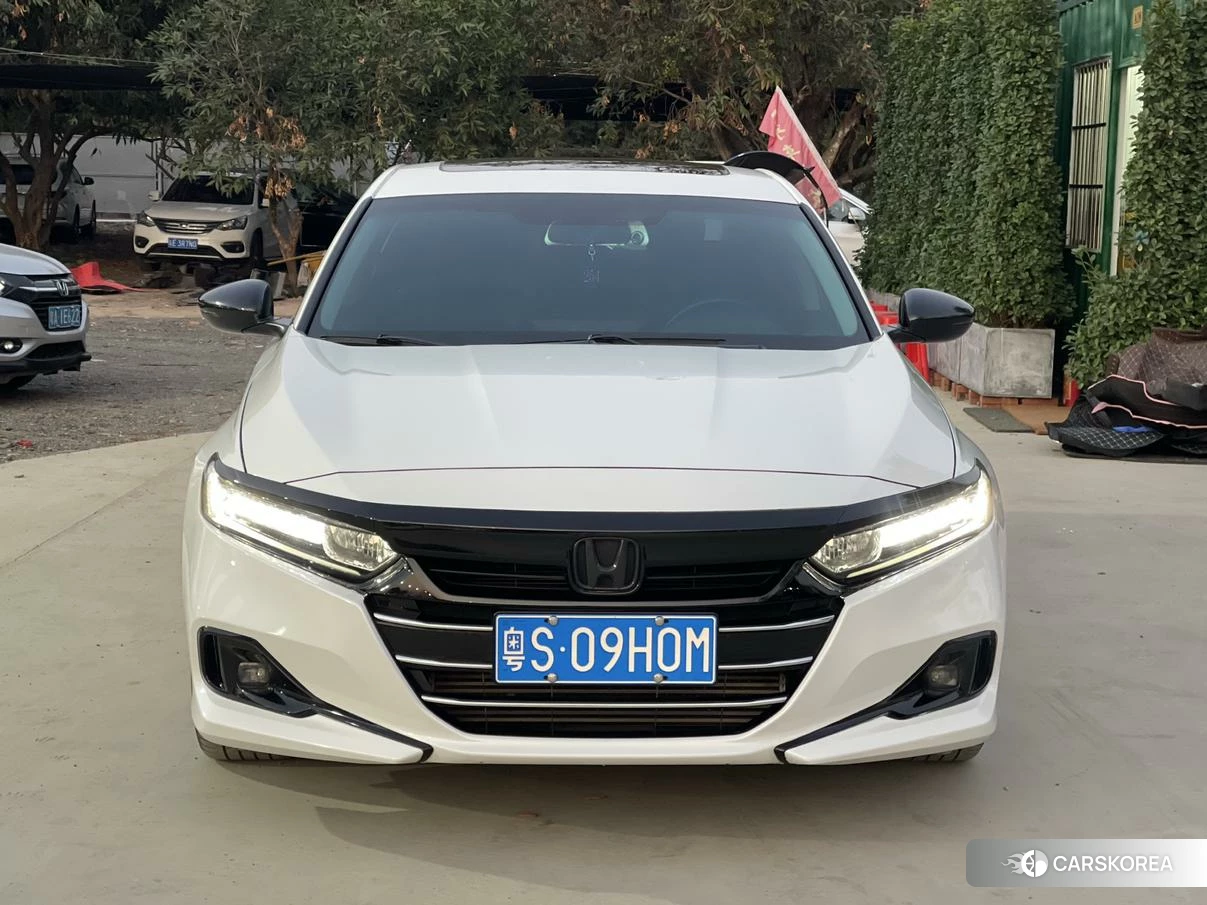 Honda Accord 2021 Белый из Китая, фото 5