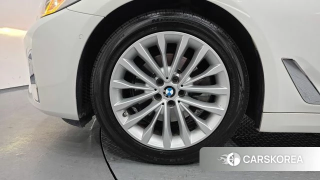 BMW 5 Series (G30) id 3915977 из Кореи 15