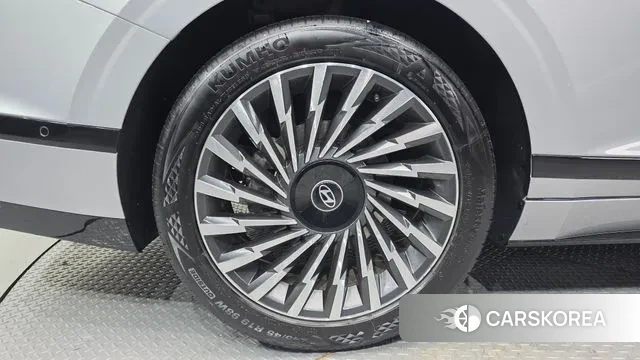 Hyundai Grandeur (GN7) id 3614653 из Кореи 15