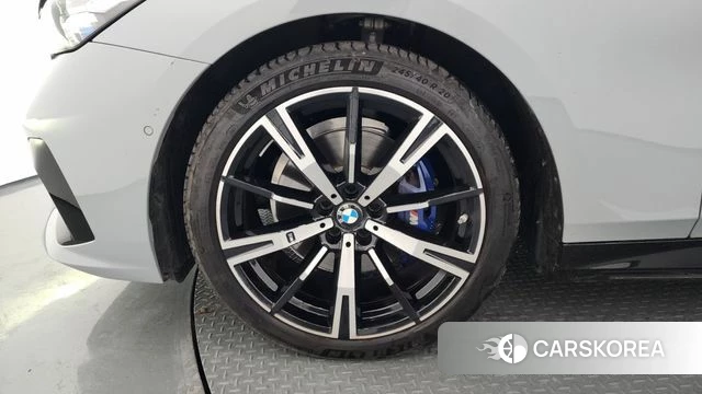 BMW 5 Series (G60) id 4571314 из Кореи 15