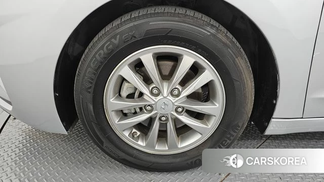 Hyundai The New Avante AD id 4356441 из Кореи 15
