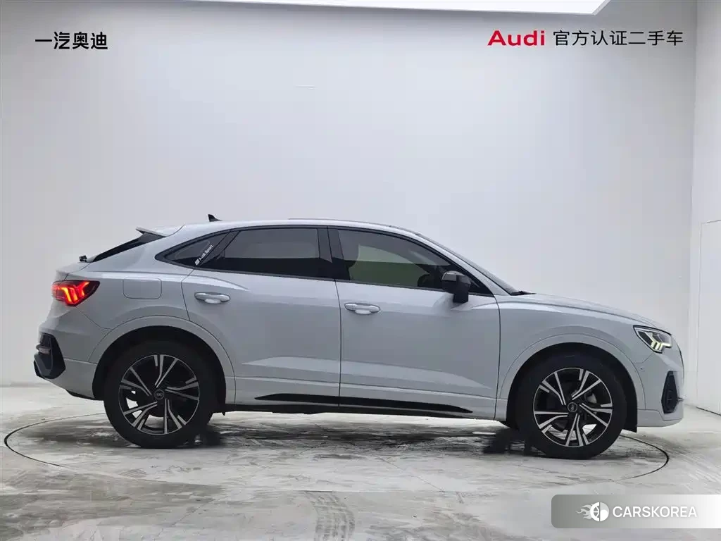 Audi Q3 Sportback id 4599714 из Китая 20