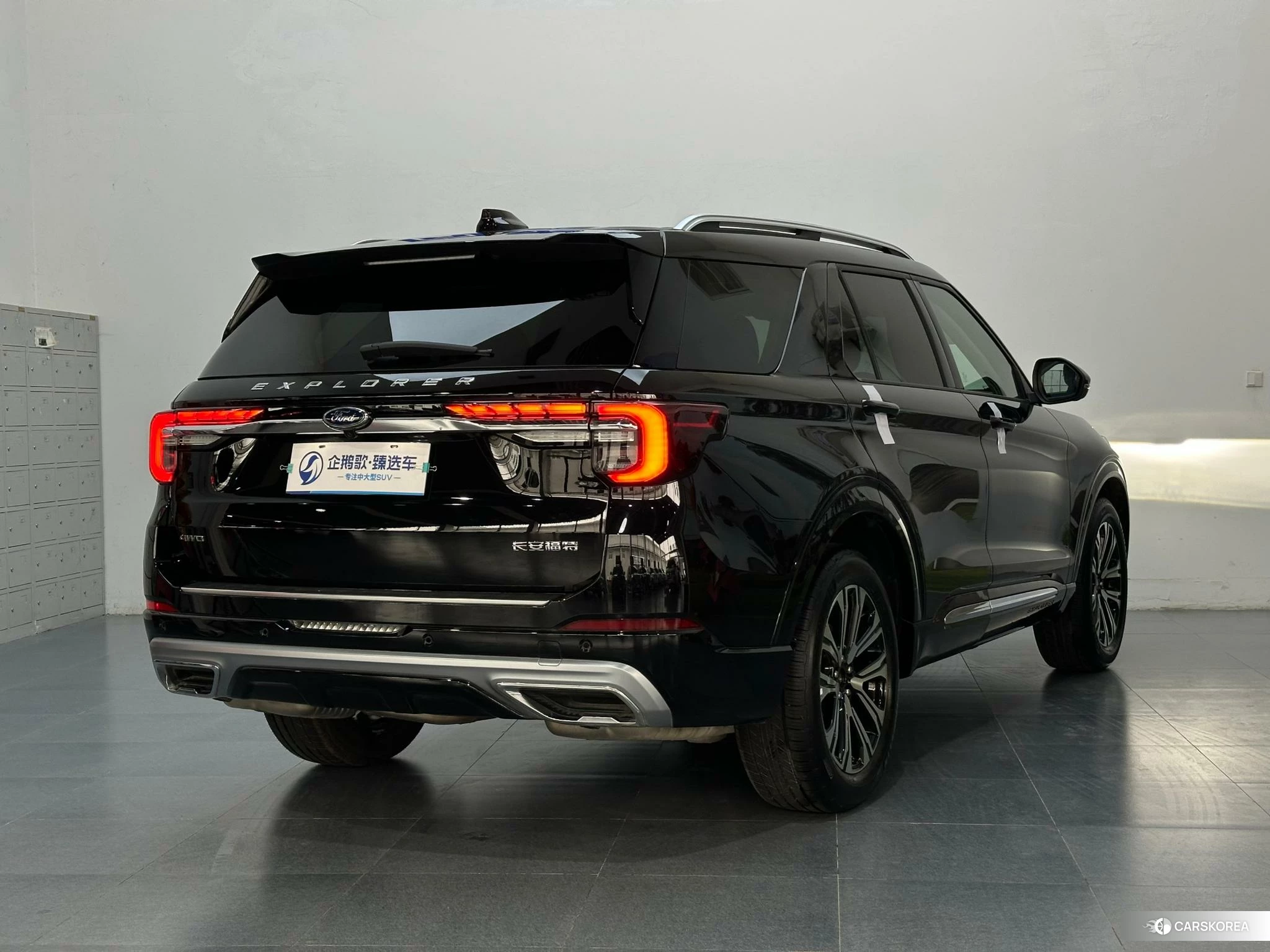 Ford Explorer id 4420171 из Китая 14