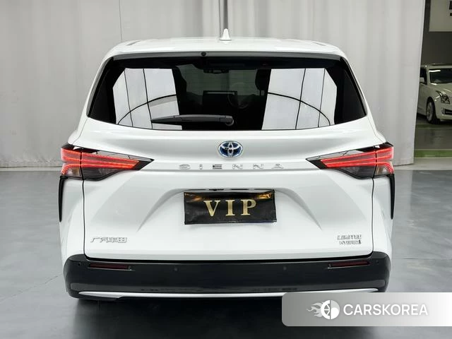 Toyota Saina id 4261095 из Китая 15