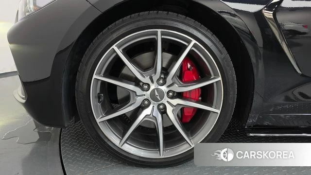 Genesis G70 id 4693804 из Кореи 32