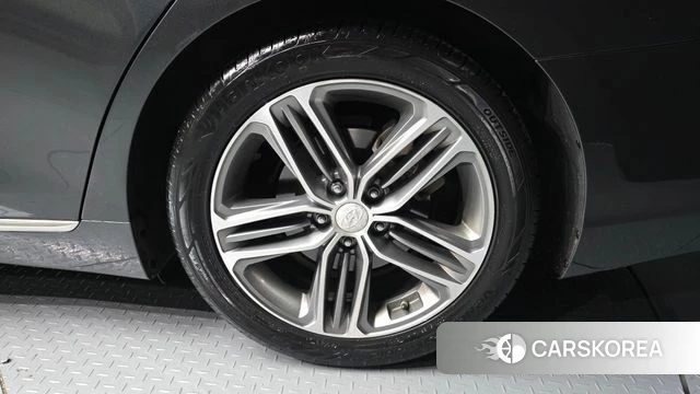 Hyundai Grandeur IG id 4477191 из Кореи 26