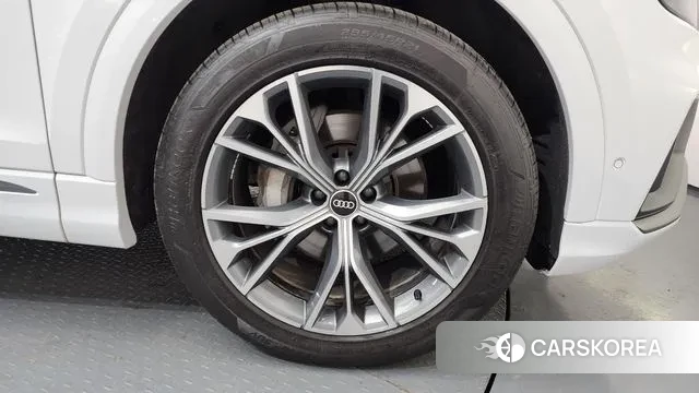 Audi Q8 (4M) id 3753180 из Кореи 15