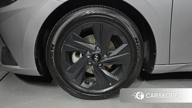 Hyundai Avante Hybrid (CN7) id 4383021 из Кореи 15