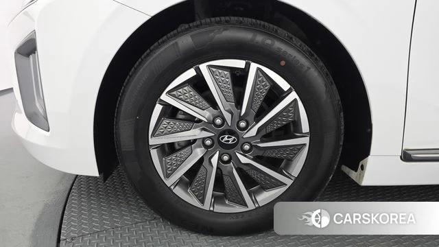 Hyundai The New Ionic Electric id 4019509 из Кореи 15