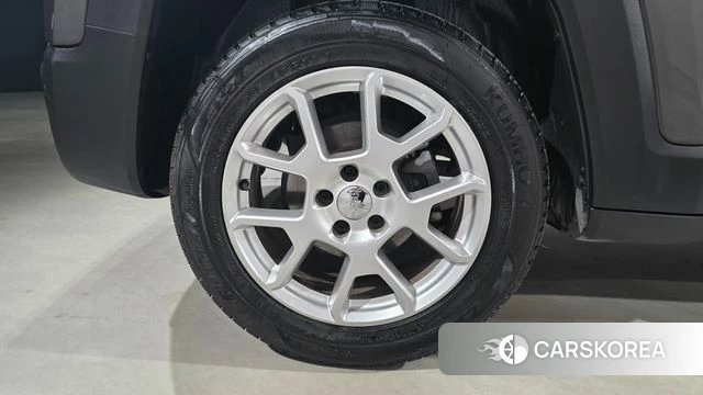 Jeep Renegade id 4698311 из Кореи 15