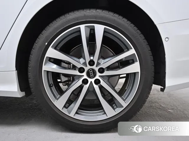 Audi A6 (C8) id 3518071 из Кореи 15