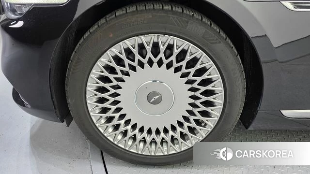 Genesis G90 id 3905503 из Кореи 15