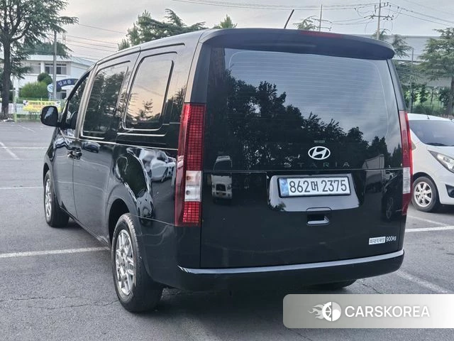 Hyundai Staria id 4359810 из Кореи 14