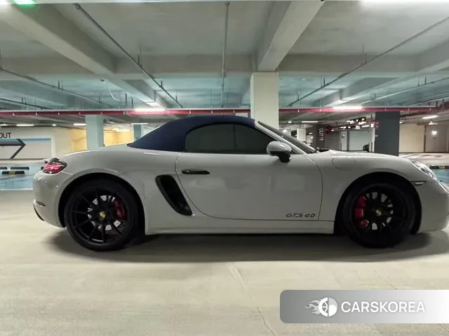 Porsche 718 Boxster 2021 Серебристо-серый из Кореи, фото 5