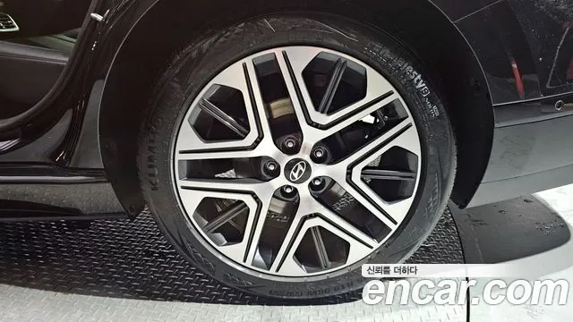 Hyundai Grandeur Hybrid (GN7) id 2705441 из Кореи 15