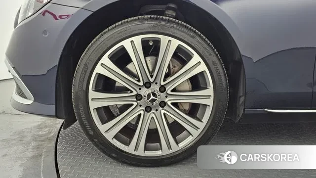 Mercedes-Benz E-Class W213 id 3442757 из Кореи 15