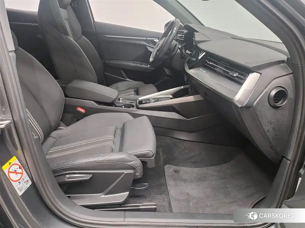 Audi A3 id 4570653 из Китая 20