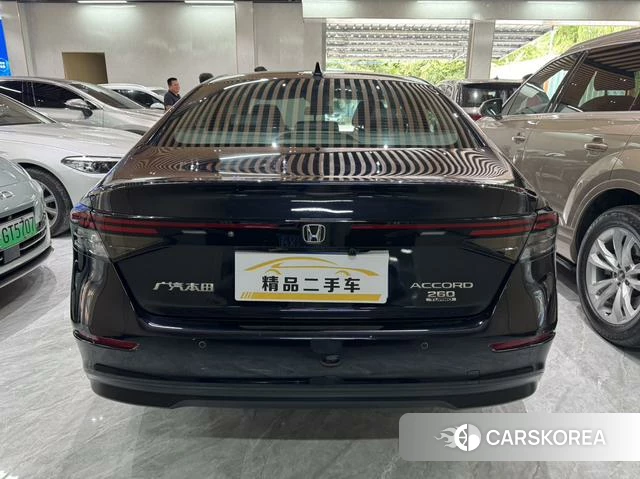 Honda Accord id 4313486 из Китая 9