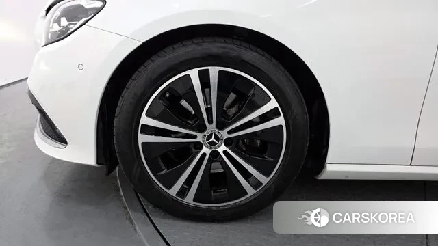 Mercedes-Benz E-Class W213 id 3607356 из Кореи 15