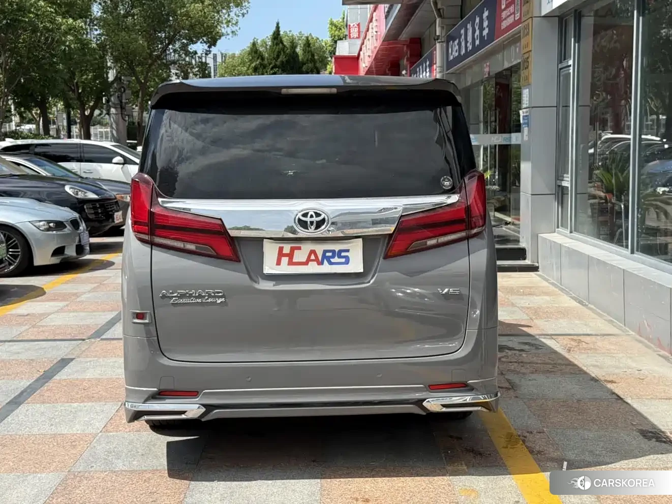 Toyota Elfa id 4679886 из Китая 19