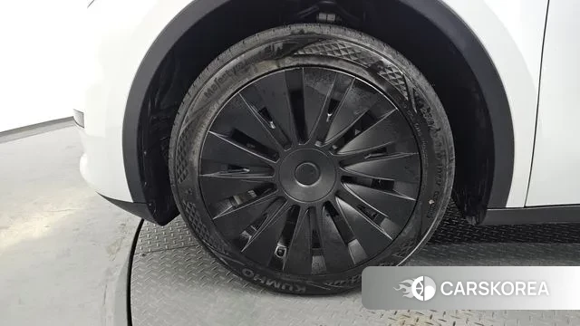 Tesla Model Y id 3590686 из Кореи 15