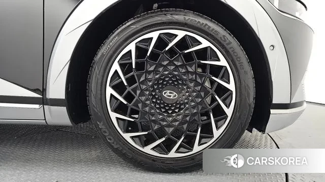 Hyundai Ionic 5 id 3701909 из Кореи 15