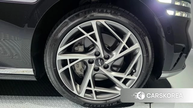 Genesis G90 (RS4) id 3859378 из Кореи 15