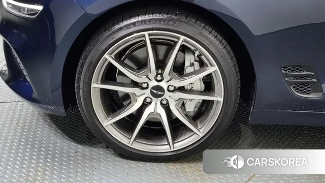 Genesis The New G70 id 2979099 из Кореи 15