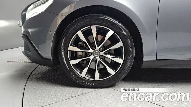 Volvo V40 Cross-Country id 2922660 из Кореи 15