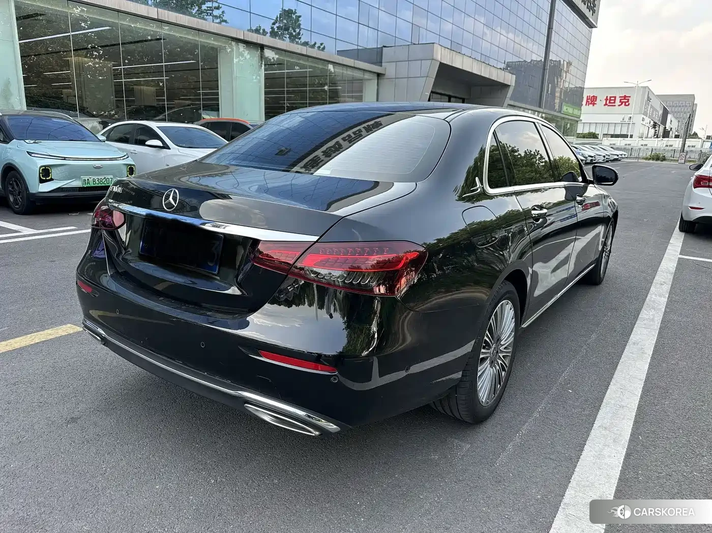 Mercedes-Benz E-Class 2023 Черный из Китая, фото 5
