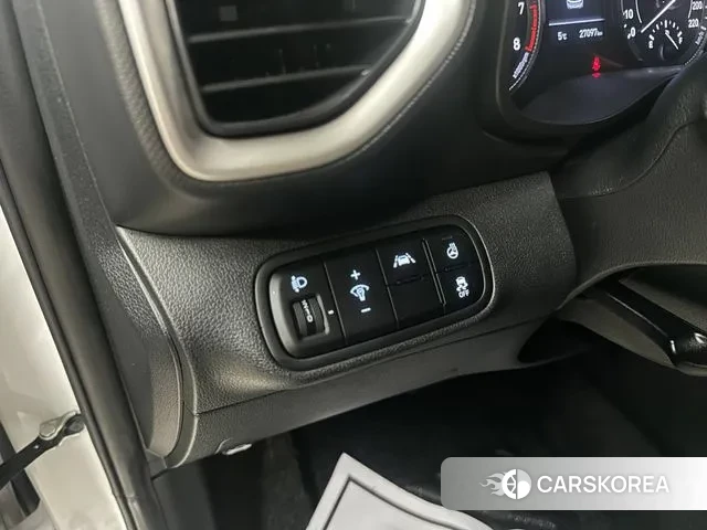 Hyundai Venue id 3493385 из Кореи 9