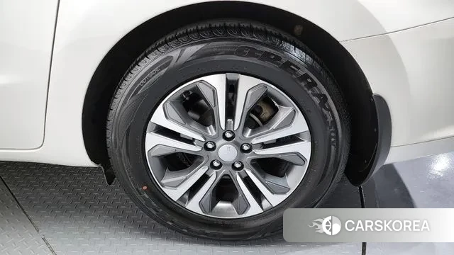 Kia The New Carnival id 3666865 из Кореи 15