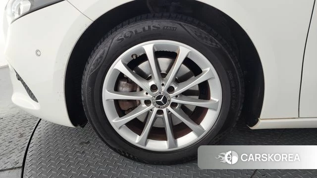 Mercedes-Benz A-Class W177 id 4351002 из Кореи 29