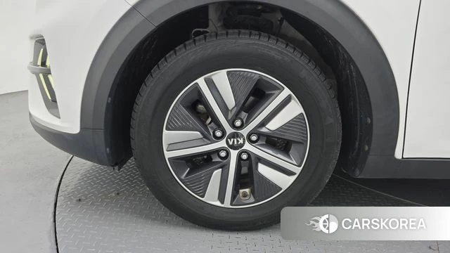 Kia The New Niro id 4604702 из Кореи 15