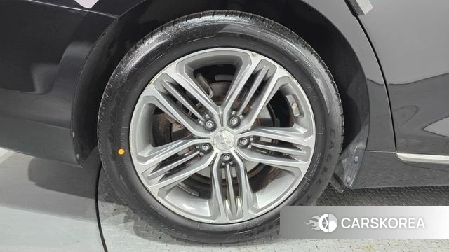 Hyundai Grandeur IG id 4180793 из Кореи 15